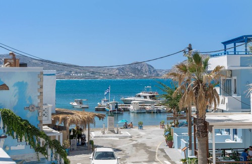 Finiki Apartment | Giavasi Seaside 1 Country House with Sea View and Balcony