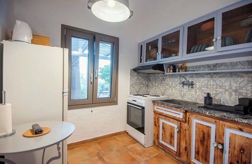 Istron Villa | Gioma Garden Villas