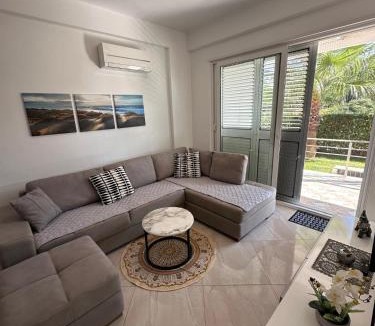 Ishem Apartment | Gjiri i Lalzit Lura 3 Apartment Toni
