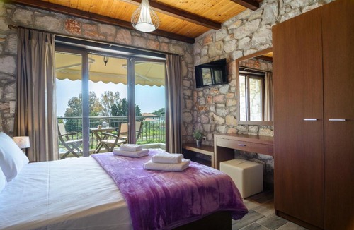 Sithonia Apartment | Glafki Luxury Apartments