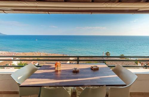 Glyfada Apartment | Glyfada Home 113 by New Era in Menigos Resort Apartments