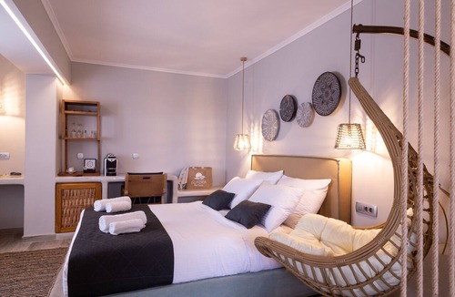 Agios Georgios Hotel | Glykeria Mini Suites