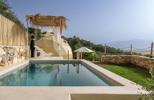 Monopari House | Gogna luxury domes in Crete
