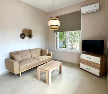 Chrisi Ammoudia House | Golden Beach Apartments