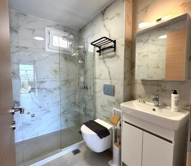 Chrisi Ammoudia House | Golden Beach Apartments