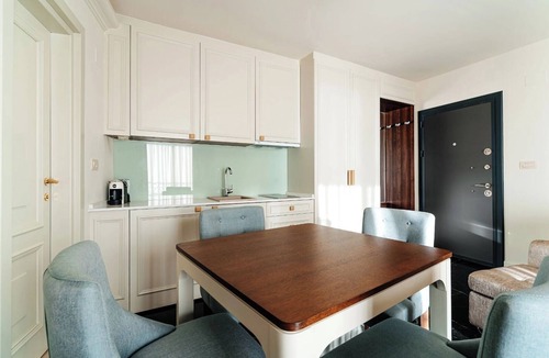 Sveti Stefan Apartment | Golden Crown