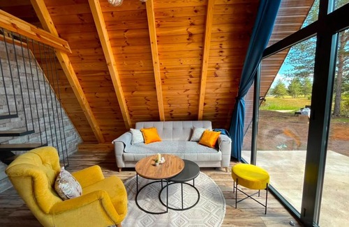 Zabljak Ski Chalet | Golden Horizon