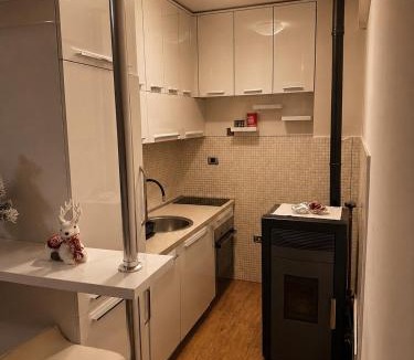 Berane Apartment | Golden Lux
