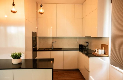 Ishem House | Golden Pines Villa with Garden / Perla Resort