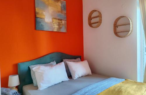 Perea Apartment | Golden Sky 3 Apartment