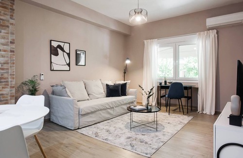 Kolonaki Apartment | Gorgeous 1BR Apartment in Kolonaki