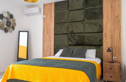Donji Stoliv Apartment | Gorgeous Flat With Balcony Near Sea in Kotor