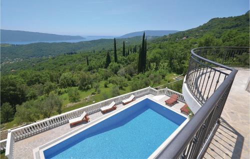 Sasovici House | Gorgeous Home In Herceg Novi