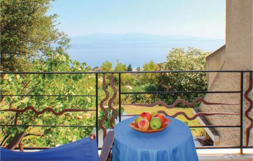 Kato Diminio House | Gorgeous Home In Melissi Xylokastro With House Sea View