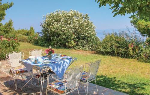 Kato Diminio House | Gorgeous Home In Melissi Xylokastro With House Sea View