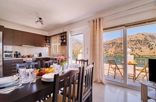 Kavallos House | Gorgeous Lake Kournas Villa★Large Private Pool