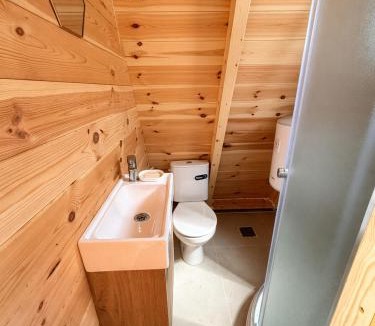 Cetinje Cabin | Gorska Dolina