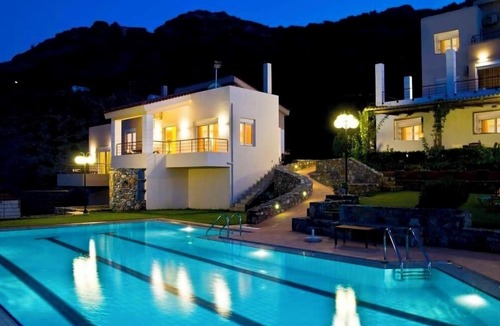 Agia Pelagia Villa | Agnanti Villas magnificent view, perfect for families and group up to 15 guests