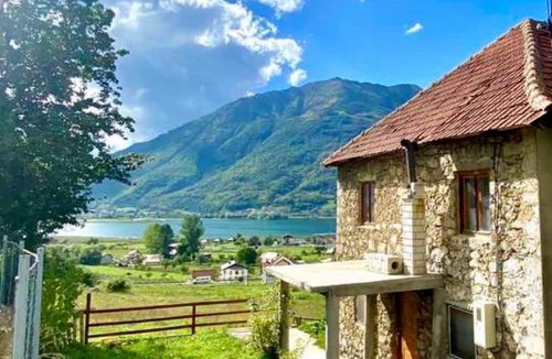 Plav House | Grandpa's House