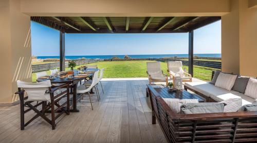 Gennadi Villa | Great Sand Villa