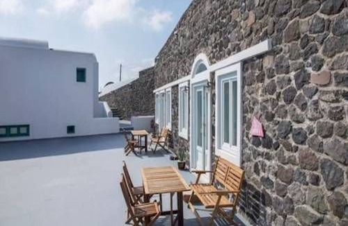 Imerovigli Villa | Great Santorini Villa | Villa Coral | Air Conditioning | 1 Bedroom