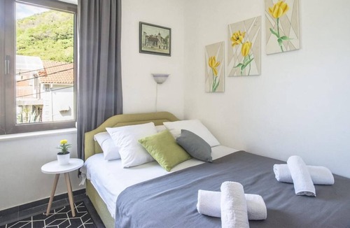 Lepetane Apartment | Great Studio Flat with View near Beach in Tivat