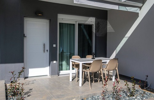 Pangaio Apartment | GREEN ALMOND D1.2 FAMILY FRIENDLY