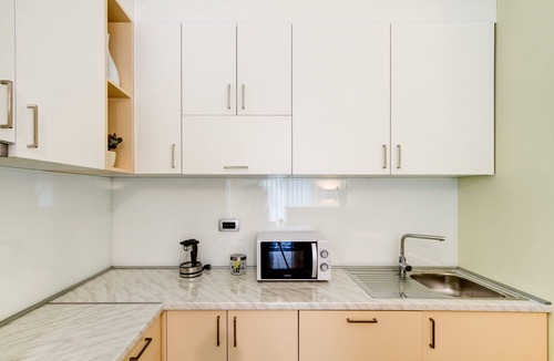 Morinj Apartment | Green Bay Apartments Morinj - One Bedroom Apartment