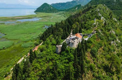 Karuc Ski Chalet | Green Hill