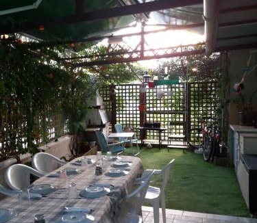 Nea Peramos Villa | Green House