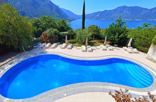 Orahovac Apartment | Green Village Panorama Bay
