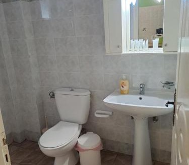 Limni Keri Apartment | Ground floor economy studio in karmiris studios