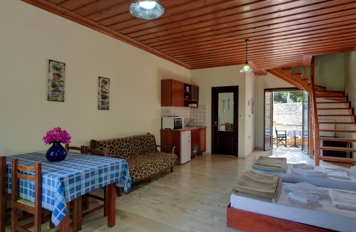 Douliana Apartment | Gruppenunterkunft auf Kreta - separate Häuser by Interhome