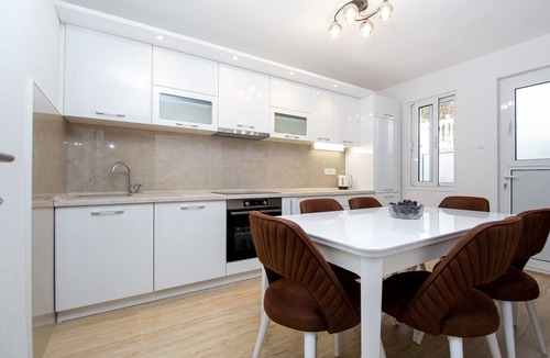 Petrovac Apartment | Guest House 4M Gregović - Three bedroom apartment