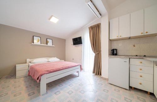 Kaluđerac Apartment | Guest House Ana