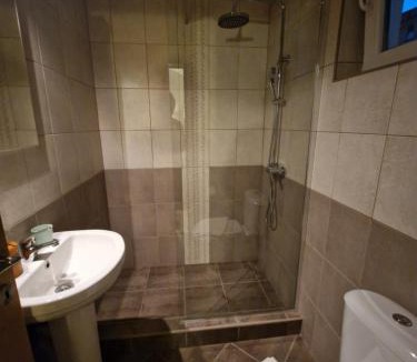 Lazi House | Guest House Damjana