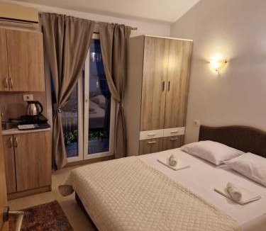 Lazi House | Guest House Damjana