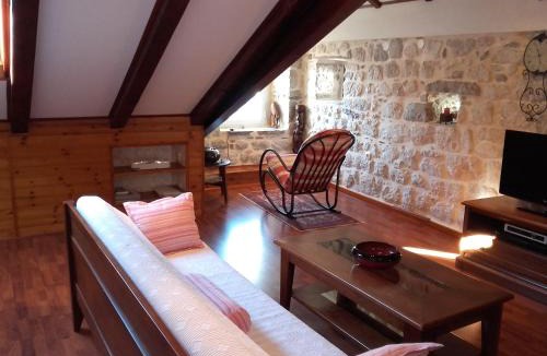 Perast House | Guest House Dragutinovic