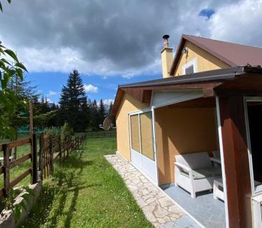 Zabljak House | Guest House Dzajovic