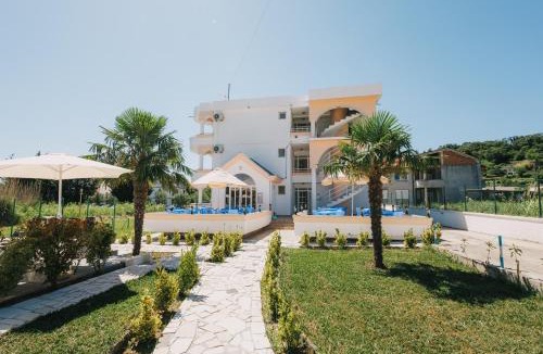 Gjerana House | Guest House Green Garden
