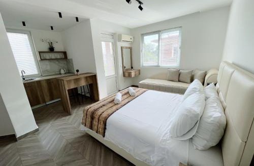 Gjerana Apartment | Guest House Koliqi - Hotel & Apartments