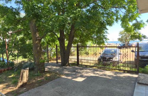Canj House | Guest House Levant