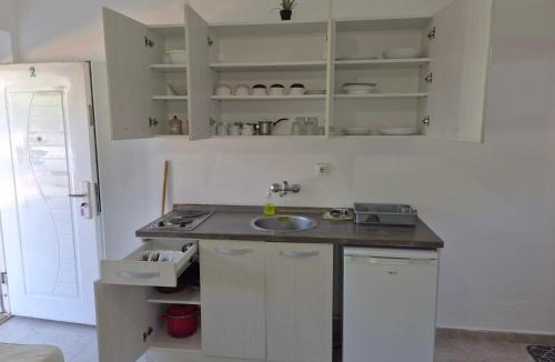 Canj House | Guest House Levant