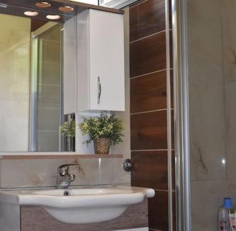 Skaljari Apartment | Guest house