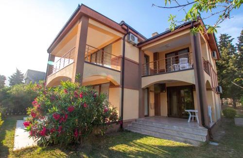 Sutomore Villa | Guest house Montenegro