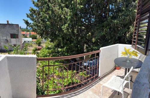 Kaluđerac House | Guest House Oleander