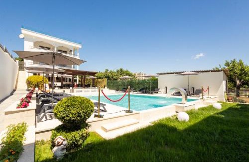 Gjerana House | Guest House Pasha