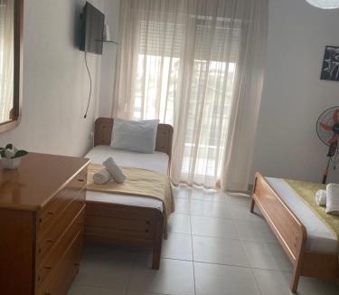 Durres House | Guest House Pura