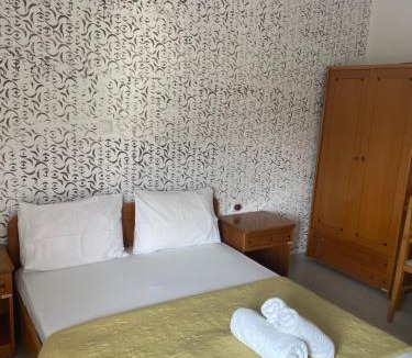 Durres House | Guest House Pura