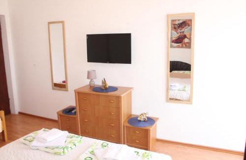 Topla House | Guest House Tomanovic